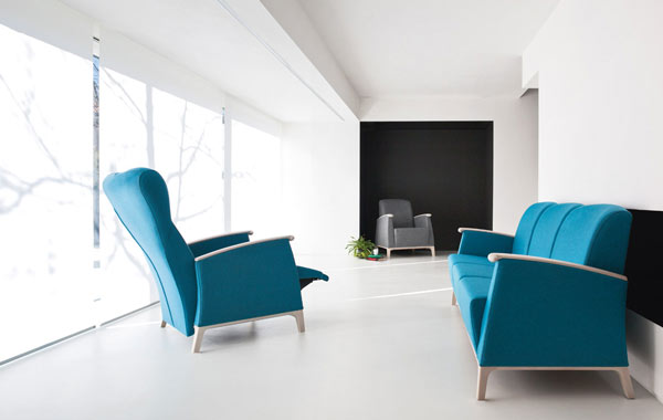 Gruppe Polstermöbel Ruhesessel mit Funktion und Sofa