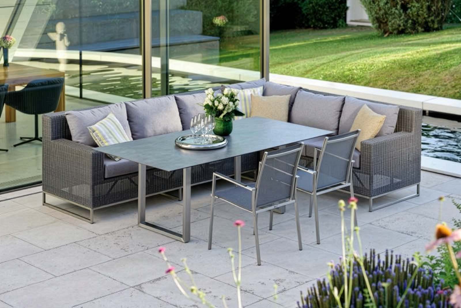 Kufentisch Edelstahl, Tischplatte Silverstar - 160 x 90 cm